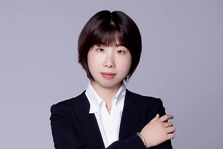 施蕾杰
